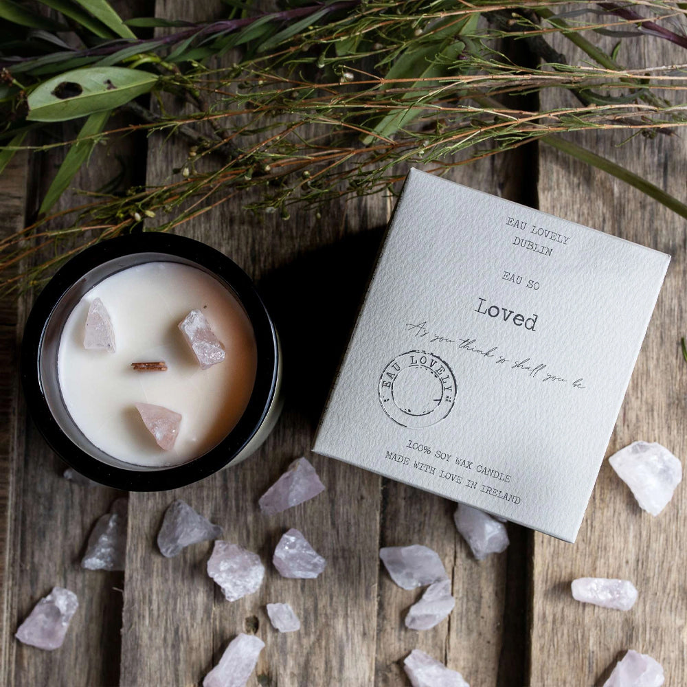 Eau Lovely So Loved Candle with Rose Quartz Gemstone