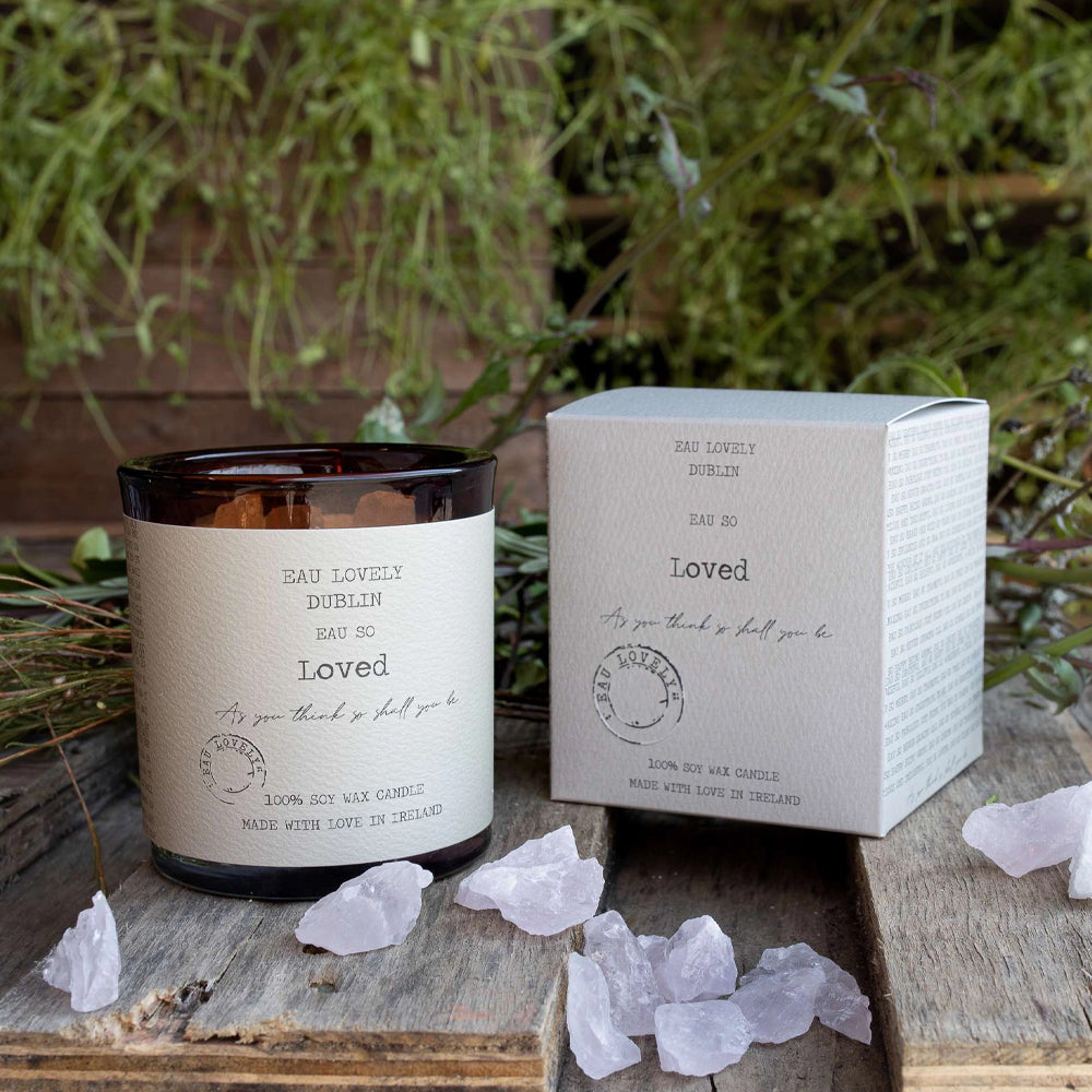 Eau Lovely So Loved Candle with Rose Quartz Gemstone