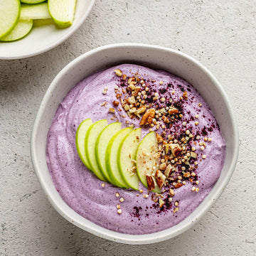 Arctic Power Berries Breakfast Boost Blueberry &amp; Apple Powder in a smoothie bowl