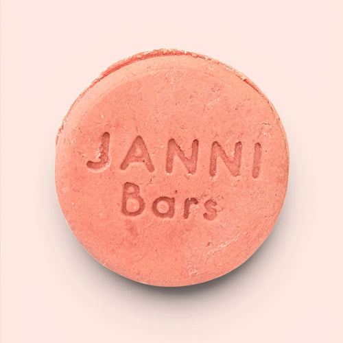 Janni Athena Restoring Shampoo Bar texture