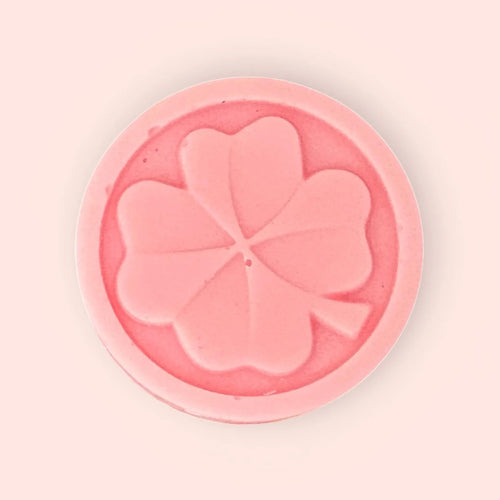 Janni Pink Grapefruit Restoring Conditioner Bar texture